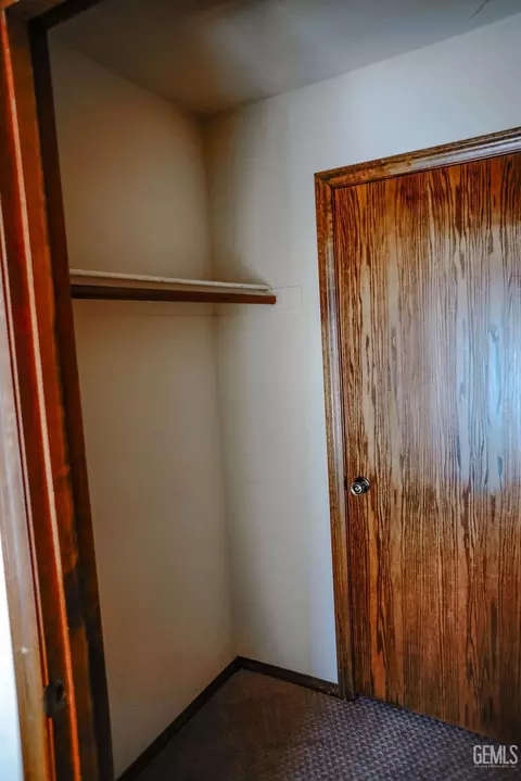 Other - 28881 Shannon Ct #8, Tehachapi, CA 93561 photo 4 of 9