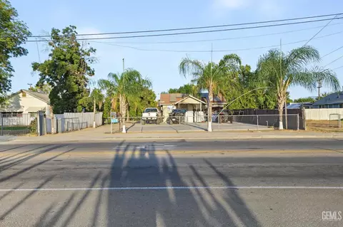 619 Fairfax Rd, Bakersfield, CA 93306