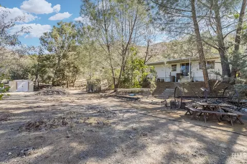 Exterior - 14 Jordan Rd, Bodfish, CA 93205 photo 4 of 20