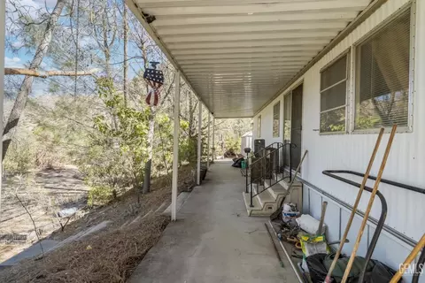 Exterior - 14 Jordan Rd, Bodfish, CA 93205 photo 5 of 20