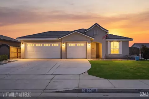 9021 Drovers Run Rd, Bakersfield, CA 93311