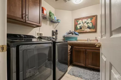Other - 3832 N Carson St, Visalia, CA 93291 photo 7 of 9