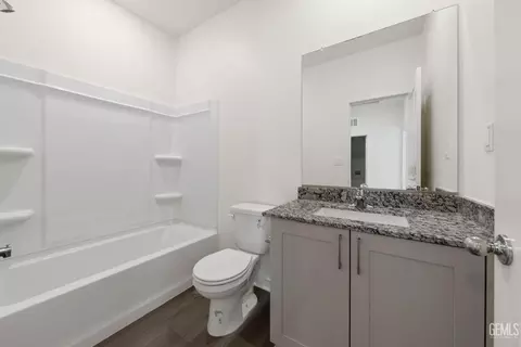 7508 Rambutan Pl, Bakersfield, CA 93313 photo 7
