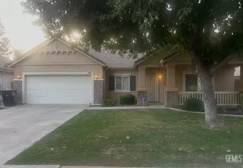 129 N Anthony St, Visalia, CA 93291