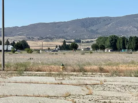 0 Keystone Ct, Tehachapi, CA 93561 photo 5