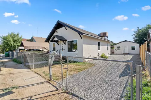 Other - 19715 Guthrie Dr, Strathmore, CA 93267 photo 2 of 10