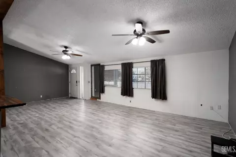 Living - 28109 Chaparral Ave, Taft, CA 93268 photo 1 of 5