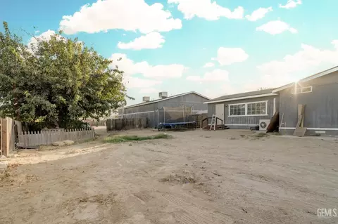 Exterior - 28109 Chaparral Ave, Taft, CA 93268 photo 17 of 17