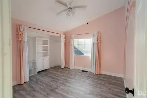Bedroom - 28109 Chaparral Ave, Taft, CA 93268 photo 1 of 1