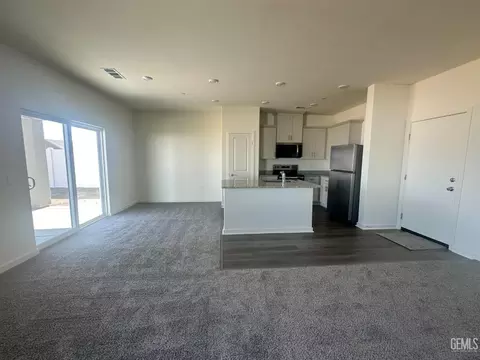 Living - 1224 Acala Ct, Shafter, CA 93263 photo 1 of 2