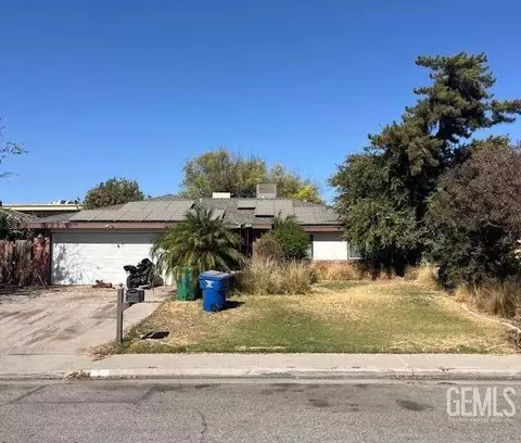 534 Francis St, Bakersfield, CA 93308