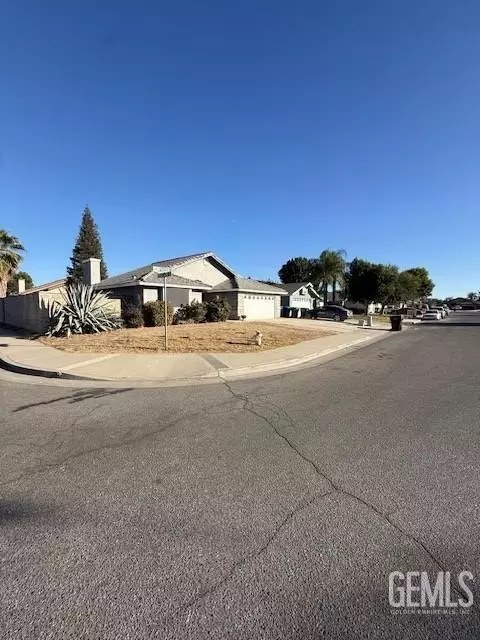 Other - 196 Potter St, Shafter, CA 93263 photo 3 of 4