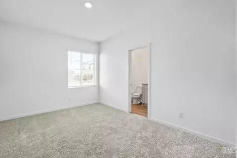 Bedroom - 1117 Nectar Pl, Shafter, CA 93263 photo 2 of 5