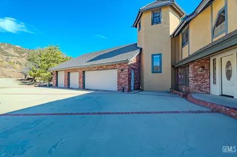 Other - 24050 Jacaranda Dr, Tehachapi, CA 93561 photo 4 of 19