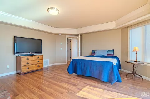 Bedroom - 24050 Jacaranda Dr, Tehachapi, CA 93561 photo 3 of 13