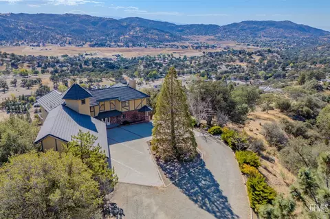 Other - 24050 Jacaranda Dr, Tehachapi, CA 93561 photo 5 of 19