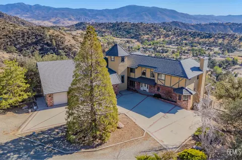 Other - 24050 Jacaranda Dr, Tehachapi, CA 93561 photo 2 of 19