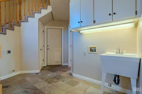 Other - 24050 Jacaranda Dr, Tehachapi, CA 93561 photo 7 of 19