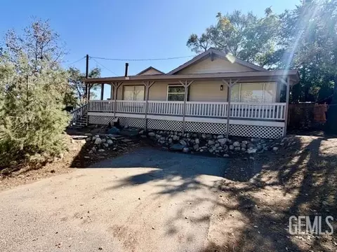 3524 Park Dr, Frazier Park, CA 93225