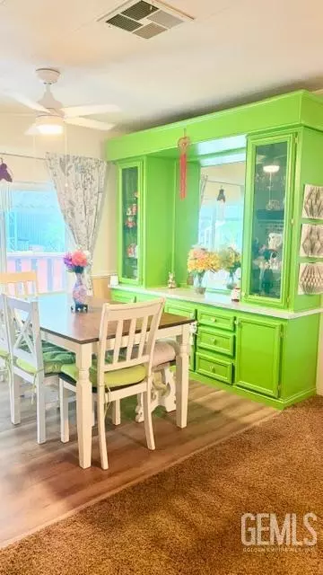 Dining - 400 E Roberts Ln #98, Bakersfield, CA 93308 photo 2 of 2