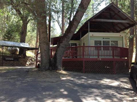 249 Oakwood Dr, California Hot Springs, CA 93207 photo 1