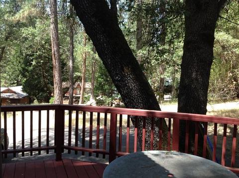 249 Oakwood Dr, California Hot Springs, CA 93207 photo 3