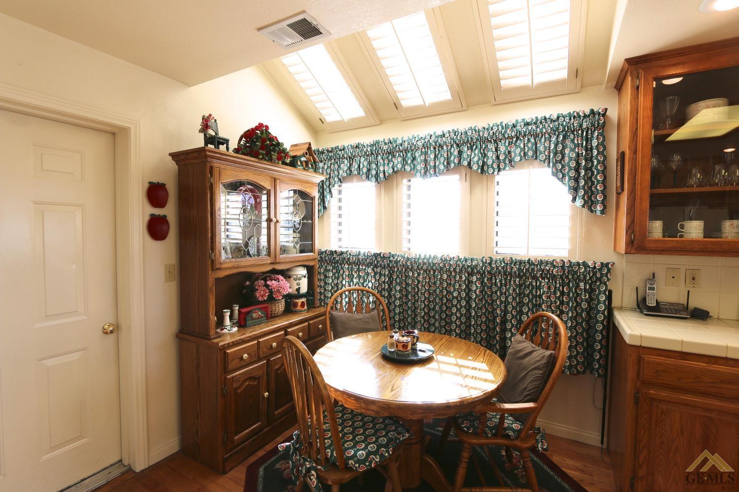 27401 Oakflat Dr, Tehachapi, CA 93561 photo 11