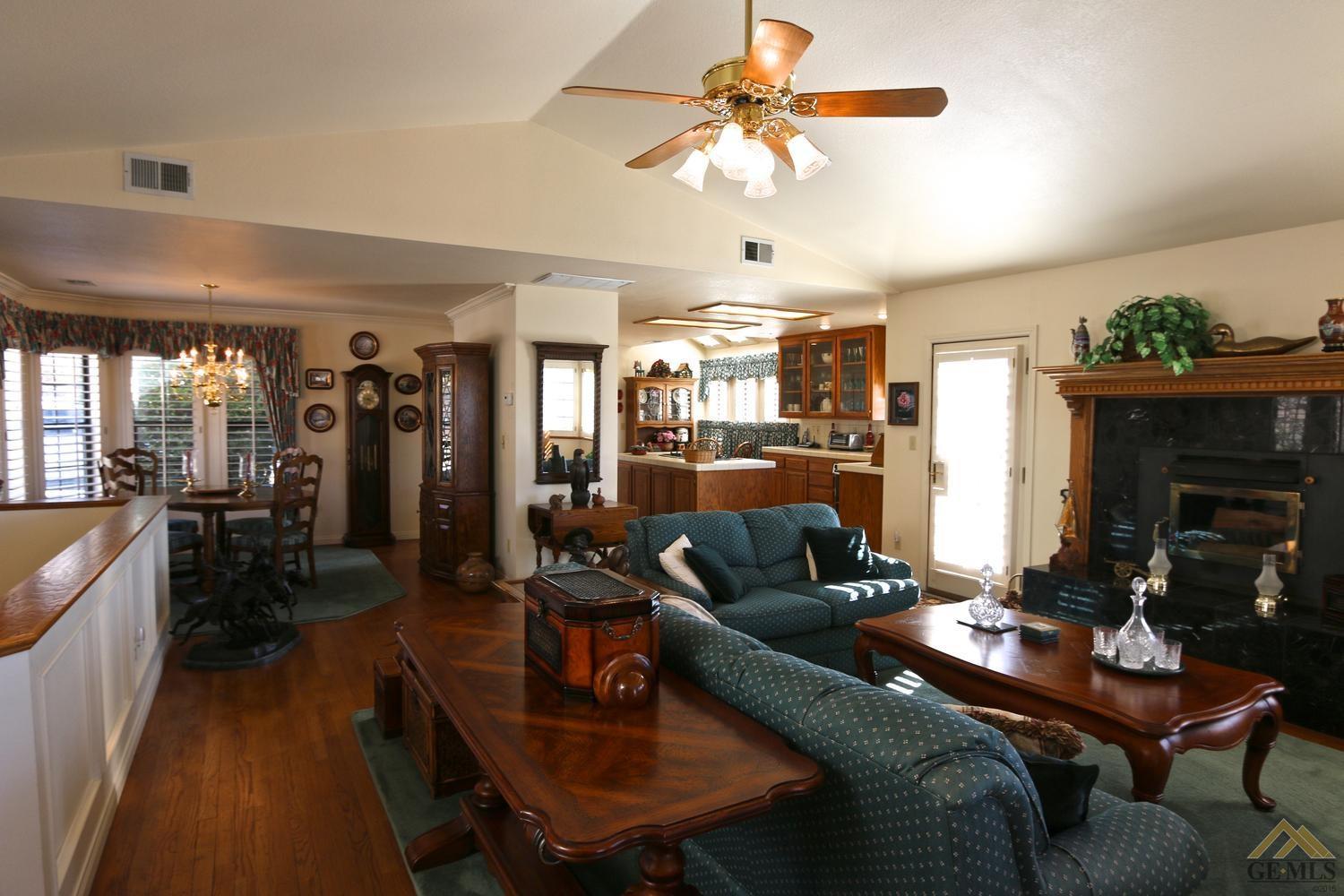 27401 Oakflat Dr, Tehachapi, CA 93561 photo 3