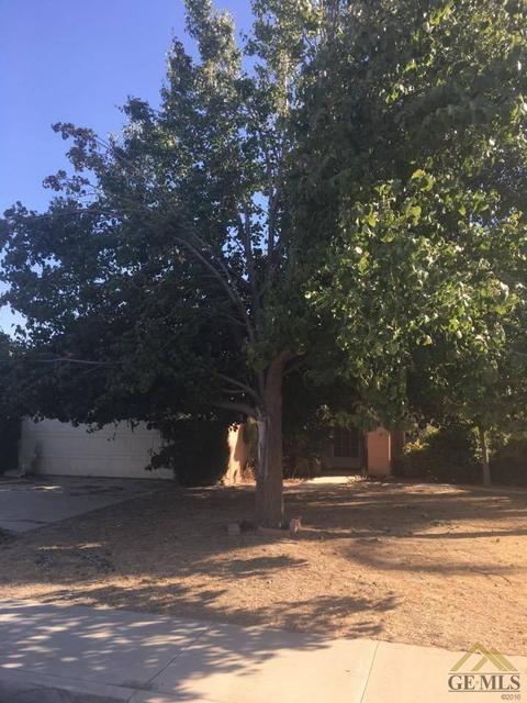 8533 Rollingbay Dr, Bakersfield, CA 93312 photo 1