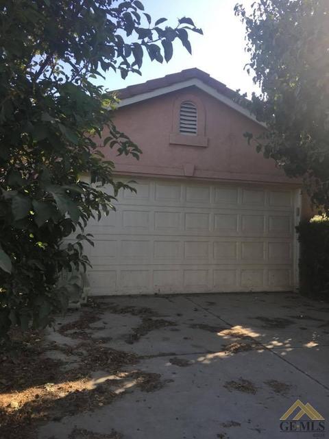 8533 Rollingbay Dr, Bakersfield, CA 93312 photo 3