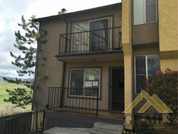 18241 Saint Andrews Dr #14, Tehachapi, CA 93561 photo 1