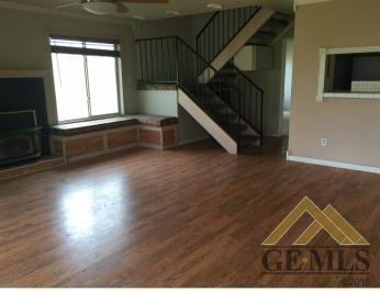 18241 Saint Andrews Dr #14, Tehachapi, CA 93561 photo 4