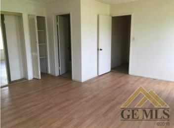 18241 Saint Andrews Dr #14, Tehachapi, CA 93561 photo 7