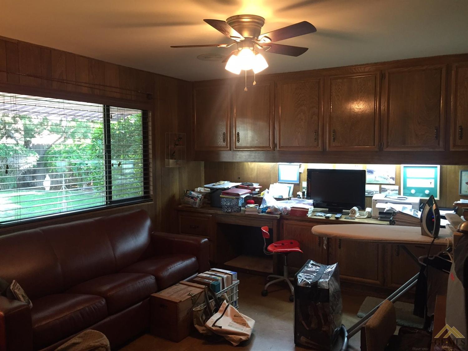 4803 Christmas Tree Ln, Bakersfield, CA 93306 photo 7