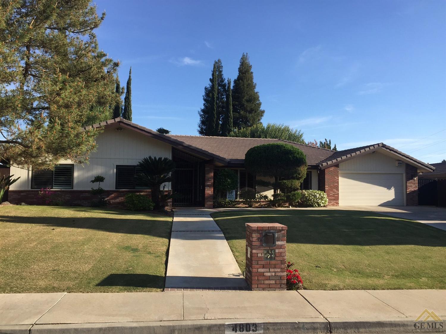 4803 Christmas Tree Ln, Bakersfield, CA 93306 photo 1