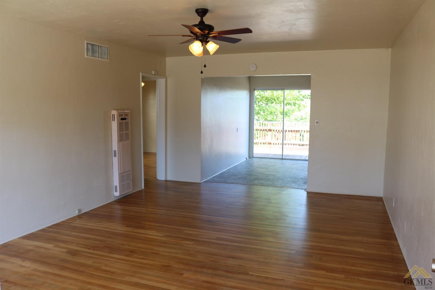 624 B St, Taft, CA 93268 photo 2