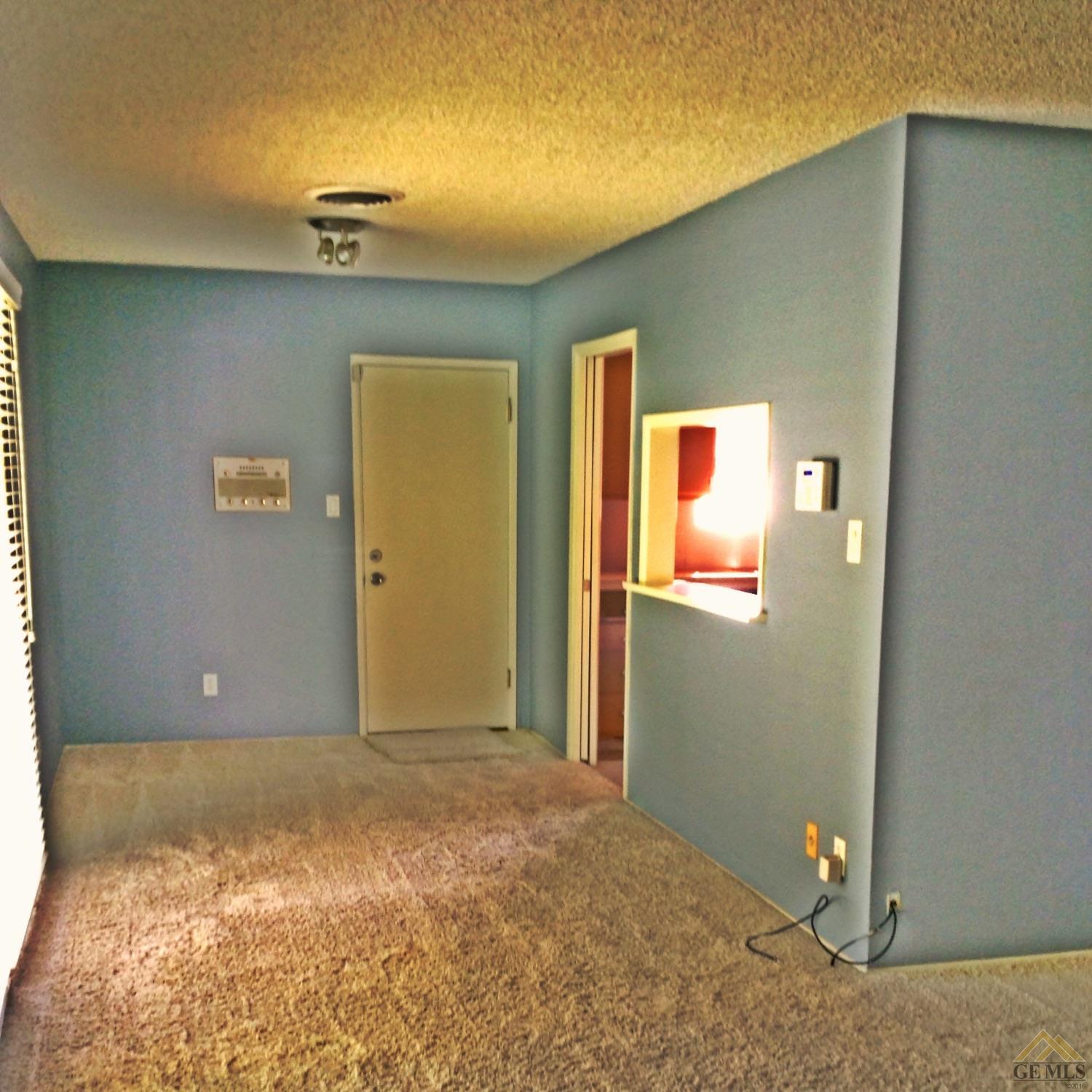 5237 Montecito Dr, Bakersfield, CA 93306 photo 9
