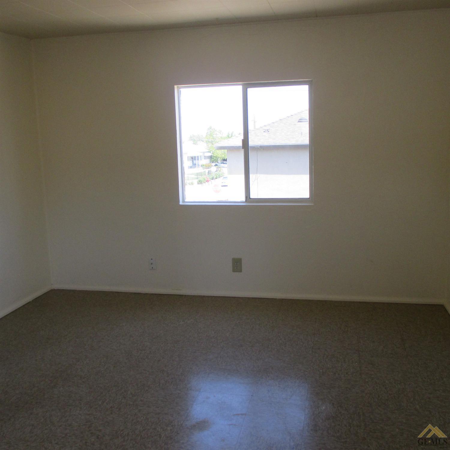 224 B St, Taft, CA 93268 photo 16