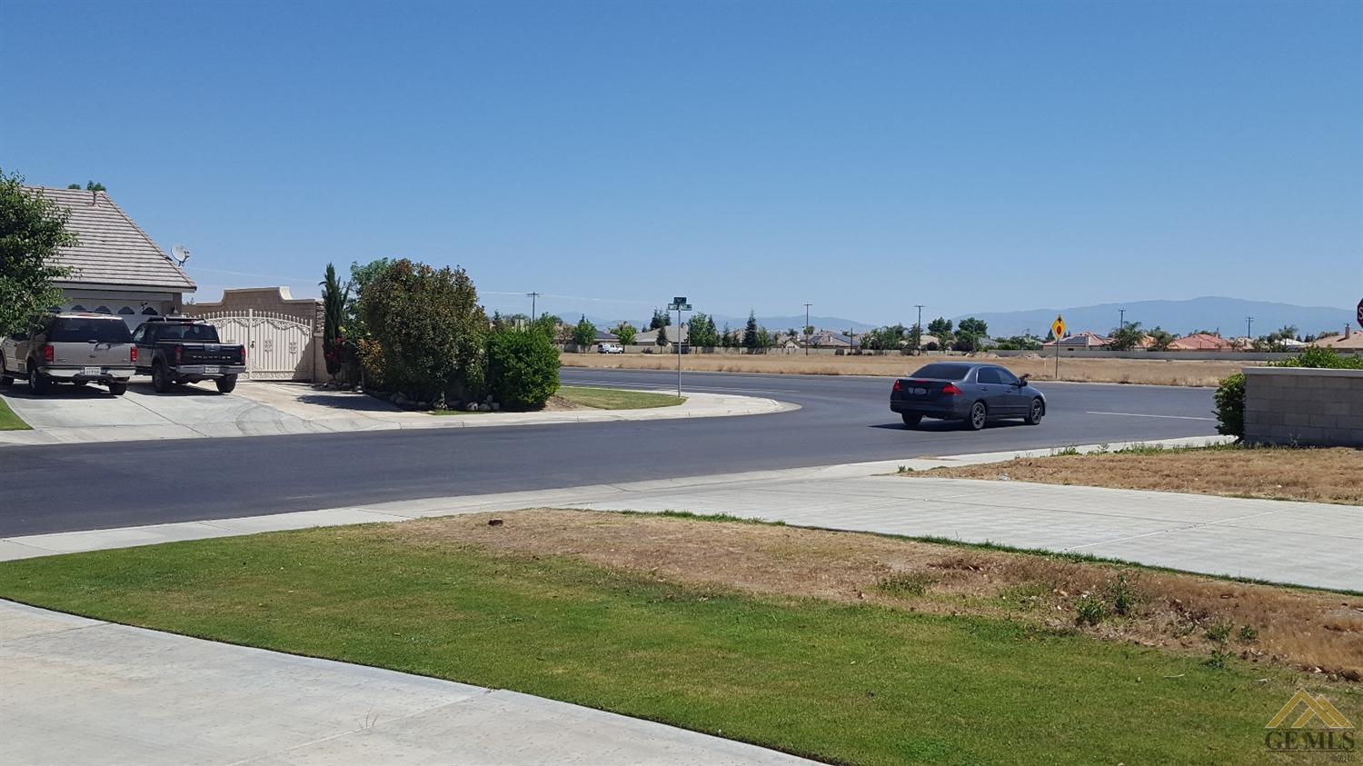 4905 Switch Grass Way, Bakersfield, CA 93313 photo 32
