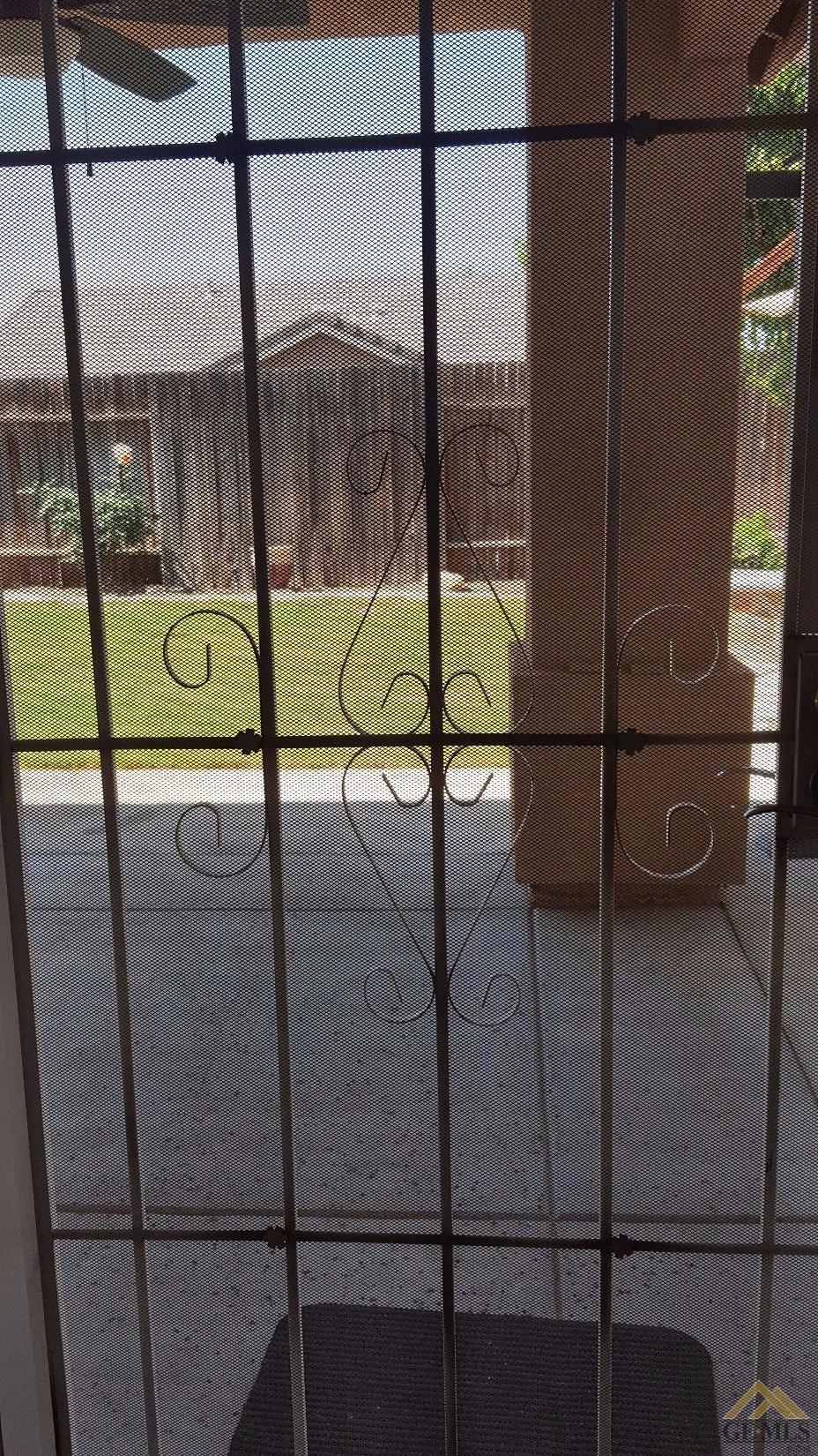 4905 Switch Grass Way, Bakersfield, CA 93313 photo 4