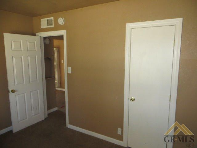 627 A St, Taft, CA 93268 photo 12
