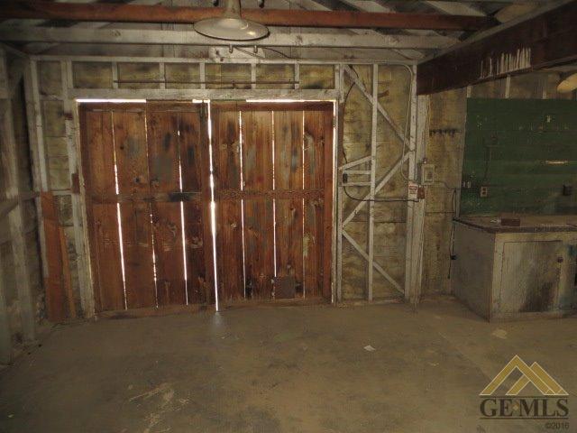 627 A St, Taft, CA 93268 photo 27