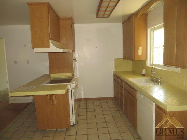 516 Keene Ln, Taft, CA 93268 photo 7