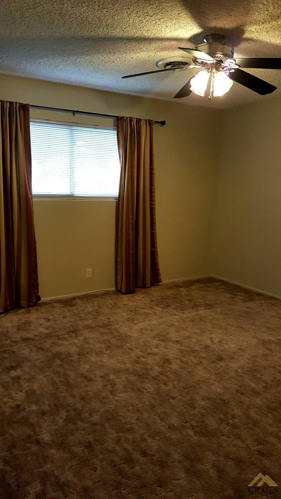 409 Pilgrim Ave, Taft, CA 93268 photo 23