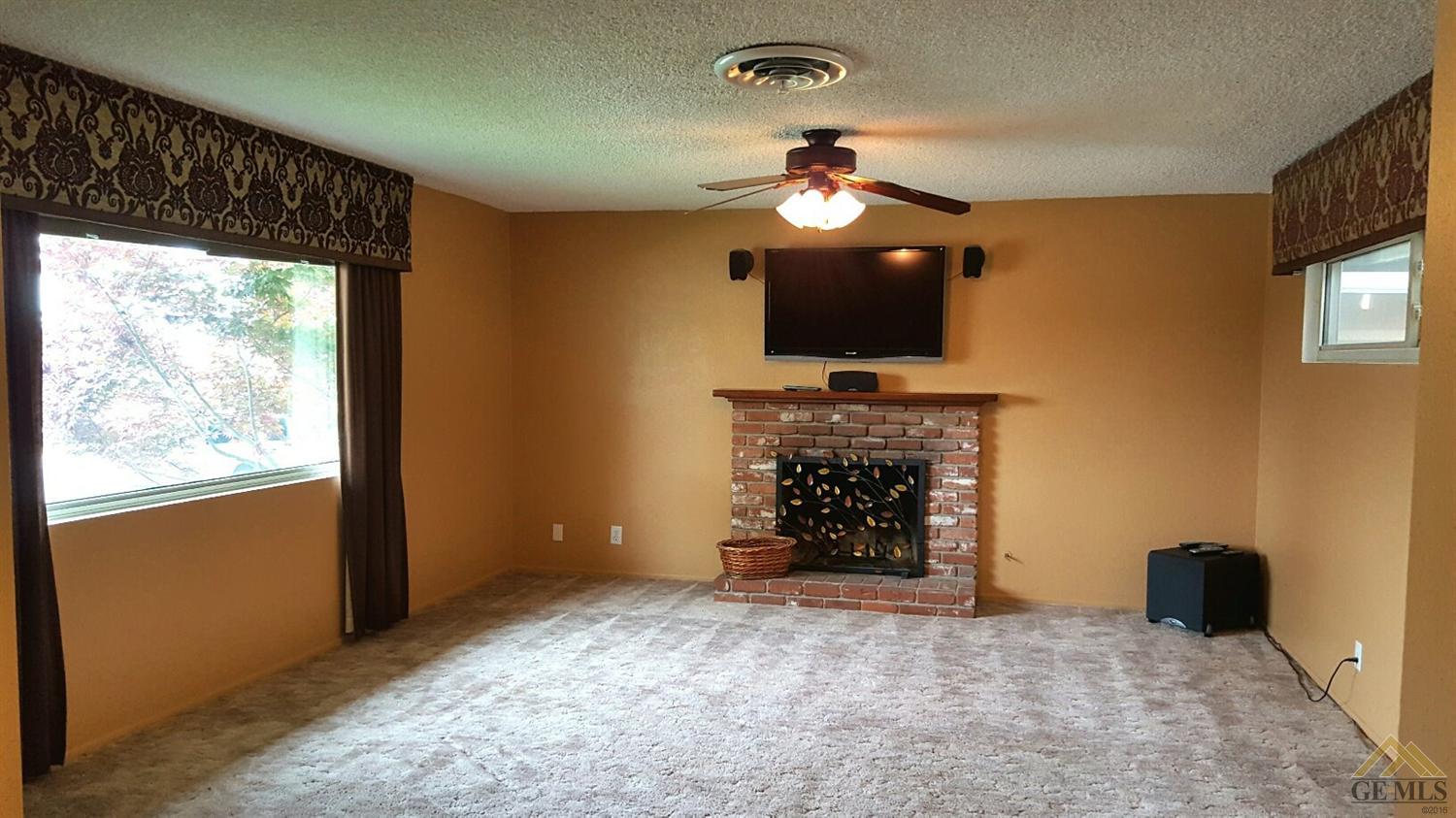 409 Pilgrim Ave, Taft, CA 93268 photo 3