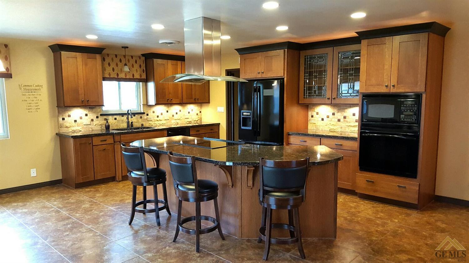 409 Pilgrim Ave, Taft, CA 93268 photo 11
