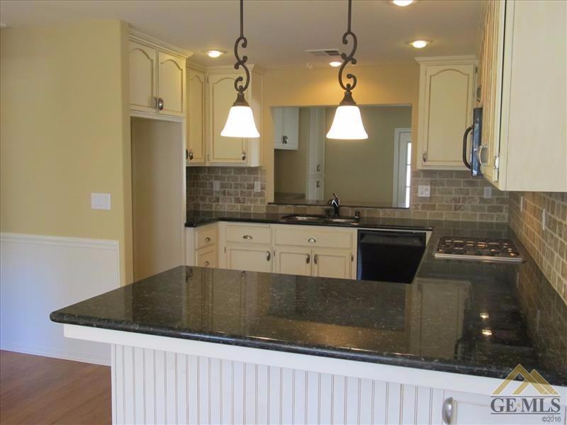 28621 Hawaii Ct, Tehachapi, CA 93561 photo 6