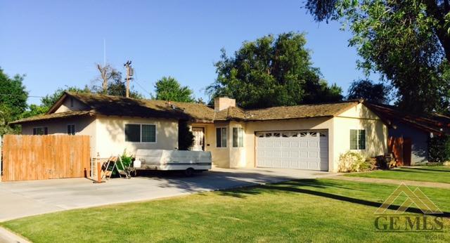 296 Pine St, Shafter, CA 93263 photo 1