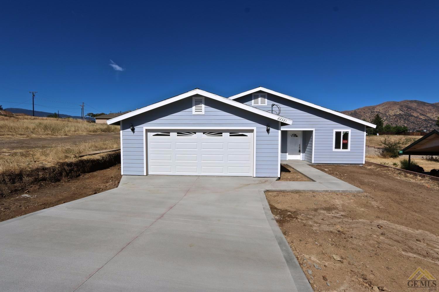 22321 Vaquero Dr, Tehachapi, CA 93561 photo 2