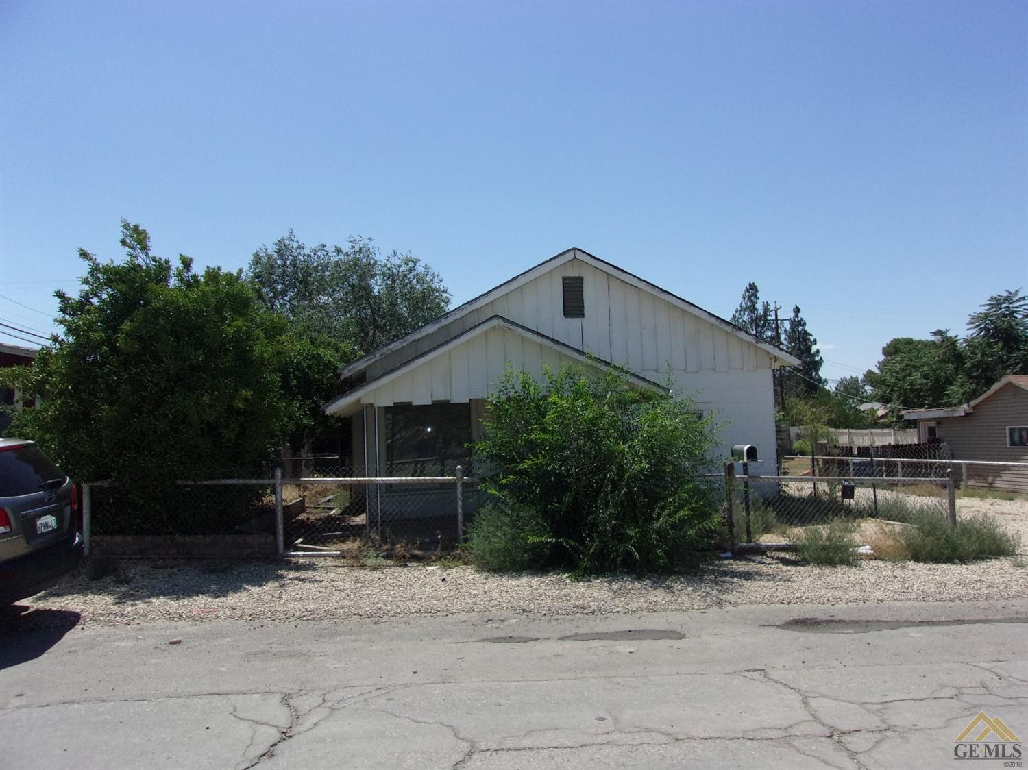 121 Shattuck Ave, Taft, CA 93268 photo 1